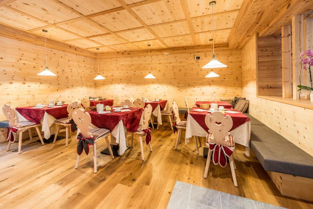 Hotel Fontanella Molveno Esterno foto